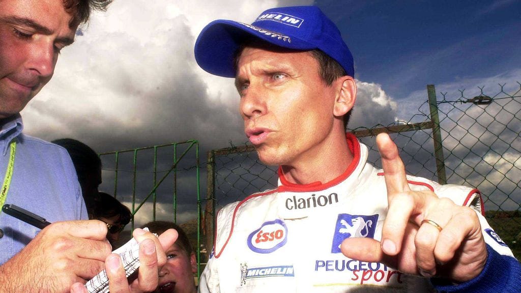 Gilles Panizzi joutui myrskynsilmään Sanremo-rallissa lokakuussa 2000. Kuva samalta syksyltä Korsikan MM-rallista, jonka hän voitti myös.