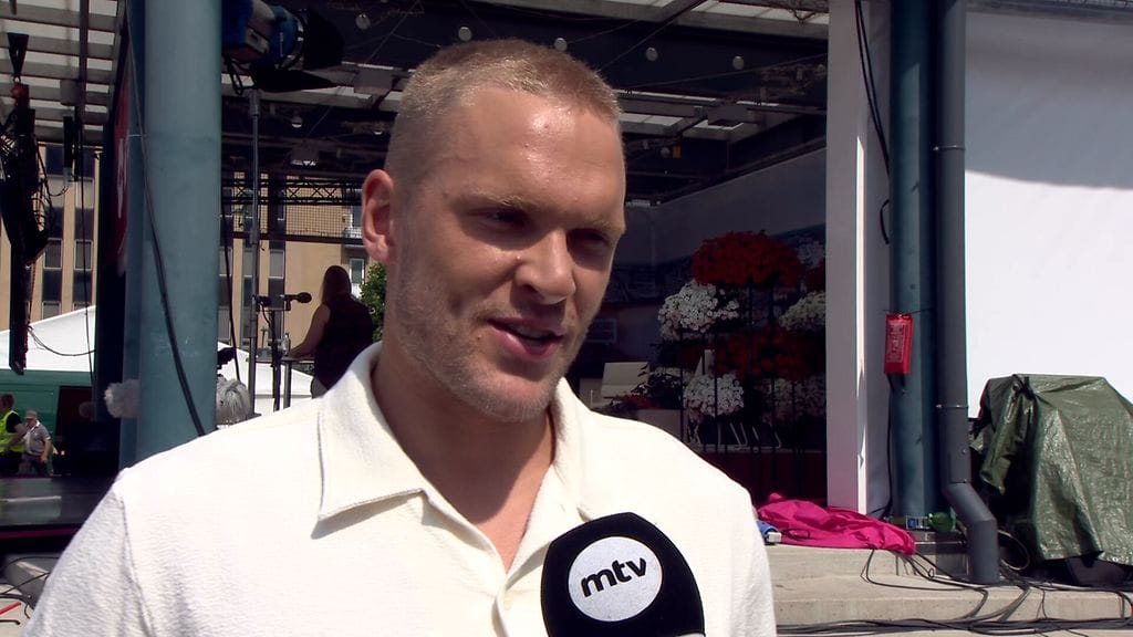 NHL-tähti Mikko Rantasella lähes tavaramerkiksi noussut tapa maalin edessä – otti mallia Sidney Crosbylta