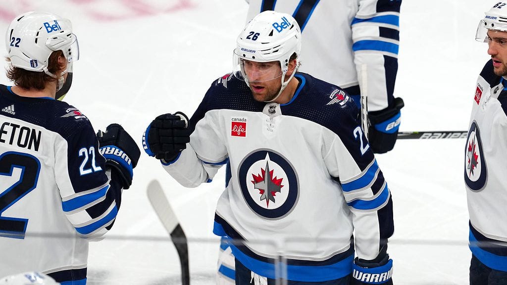 Blake Wheeler sai lähtöpassit Winnipeg Jetsistä 12 palvelusvuoden jälkeen.