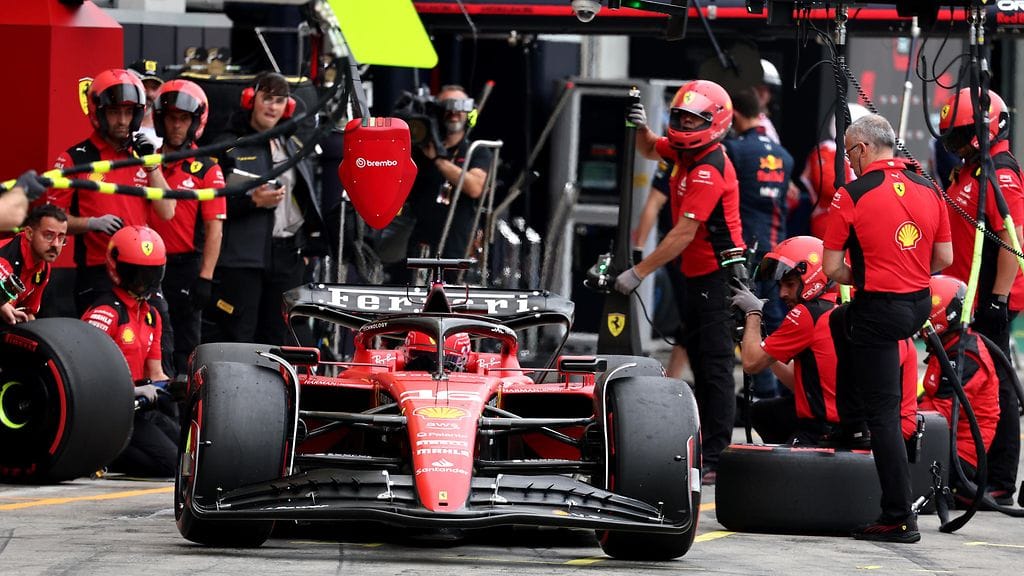 Ferrarin heikko kommunikaatio vaikutti tuomariston mukaan tilanteeseen, josta Charles Leclercille määrättiin lähtöruuturangaistus.