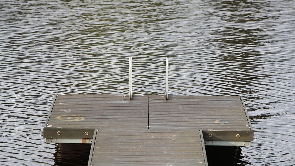 Mies löytyi kuolleena vedestä Imatralla. Kuvituskuva.