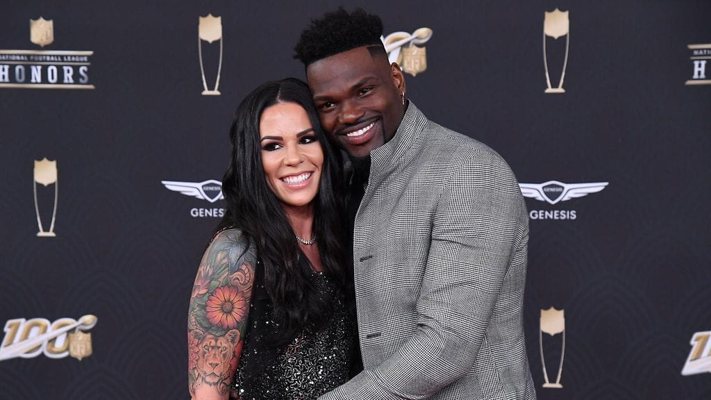 Jordanna ja Shaquil Barrett odottavat vauvaa. Kuva vuodelta 2020.