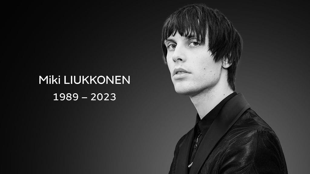 0507_live_miki_liukkonen_desk