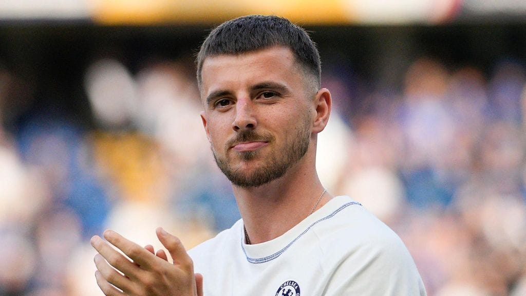 Chelsea päästi oman kasvattinsa Mason Mountin lipumaan kilpailevan Manchester Unitedin leiriin.