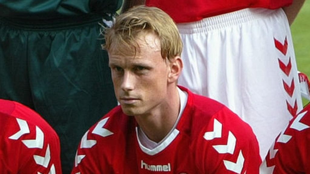 Tanskan maajoukkueessakin nähty Asbjörn Sennels on kuollut 44-vuotiaana.