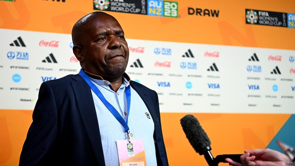 Bruce Mwape pitää syytöksiä seksuaalisesta hyväksikäytöstä valheellisina.