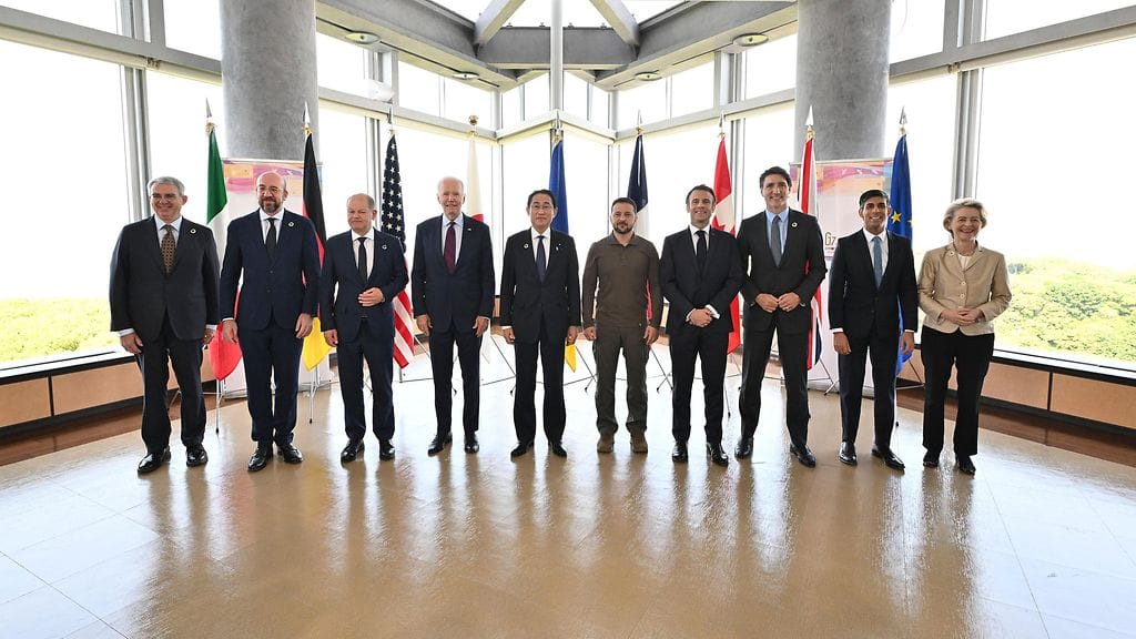 Kokouksessa on esillä myös Gazan sotatilanne sekä esimerkiksi ilmastonmuutosta ja kehitysyhteistyötä koskevat teemat.