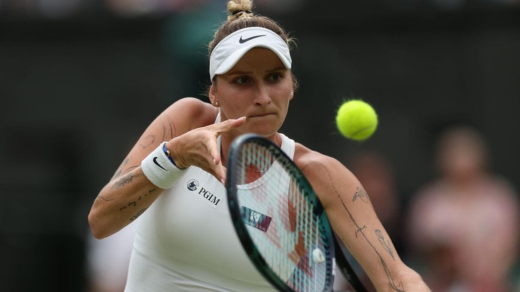 Marketa Vondrousova murskasi Elina Svitolinan Wimbledon-haaveet.