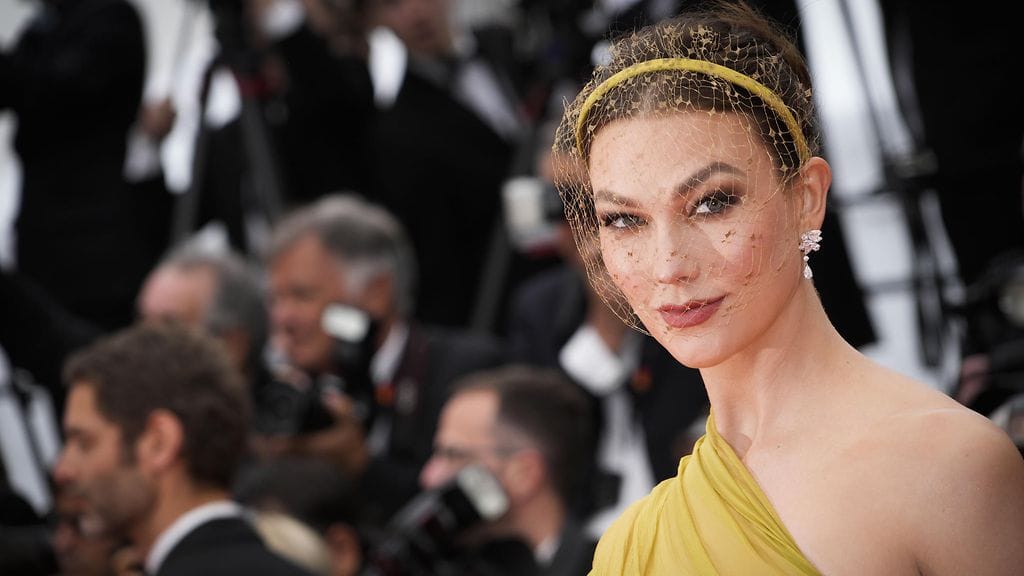 Huippumalli Karlie Klossin perhe kasvaa jälleen.