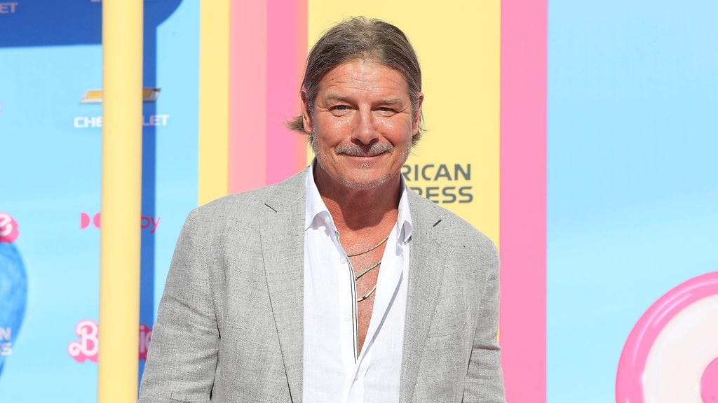 Ty Pennington leikattiin kurkussa olleen paiseen takia, kun se alkoi vaikeuttaa jo hänen hengittämistään.