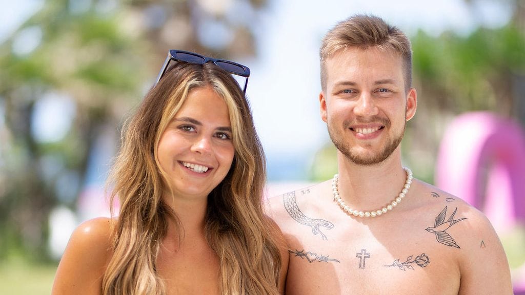 Mikaela osasi odottaa hänen ja Jussan putoamista.