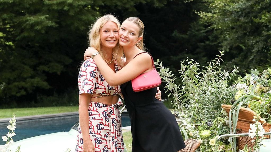 AOP gwyneth paltrow ja apple martin