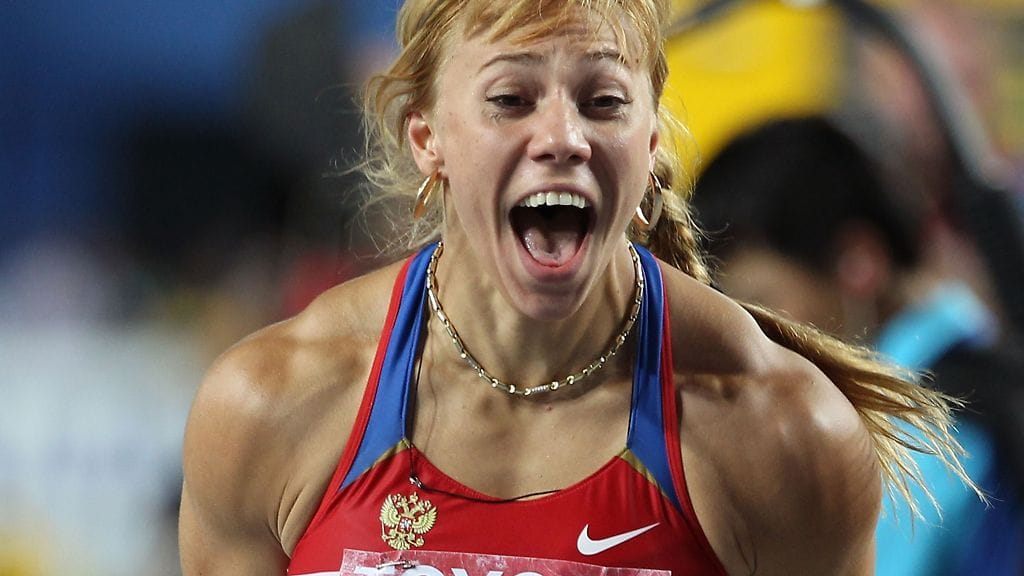 Keihäänheittäjä Maria Abakumovalla riittää muskeleita.