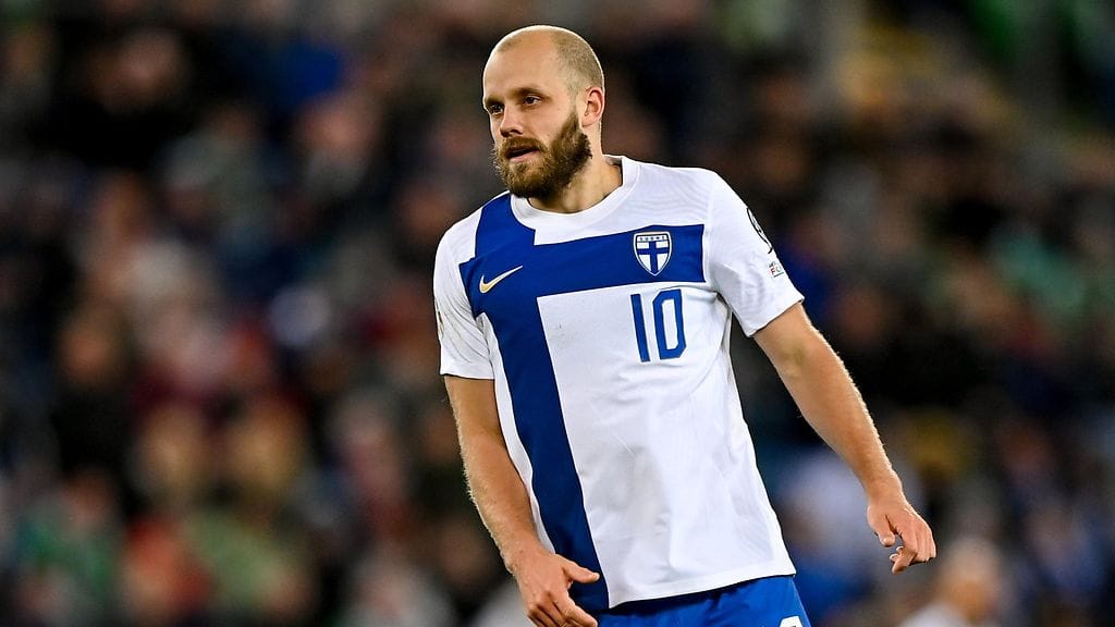 Teemu Pukki johtaa jalkapallon EM-karsintojen syöttöpörssiä.