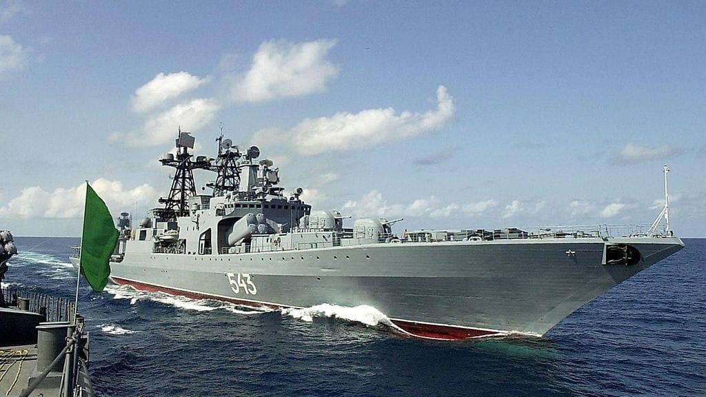 Kuvassa venäläinen sotalaiva Marshal Shaposhnikov Intian valtamerellä toukokuussa 2023.