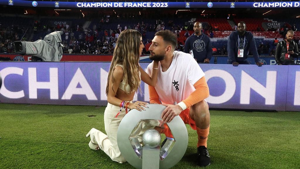 Gianluigi Donnarumma ja hänen tyttöystävänsä Alessia Elefante ryöstettiin keskellä yötä torstaina.