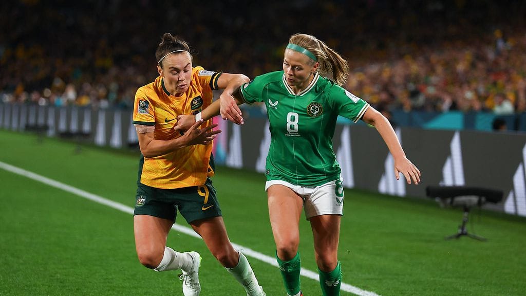 Kolmiodraama on hiertänyt Caitlin Foordin (vasen) ja Ruesha Littlejohnin (oikea) välejä.