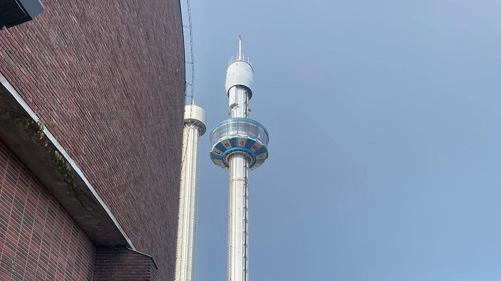 Linnanmäellä panorama jäi jumiin