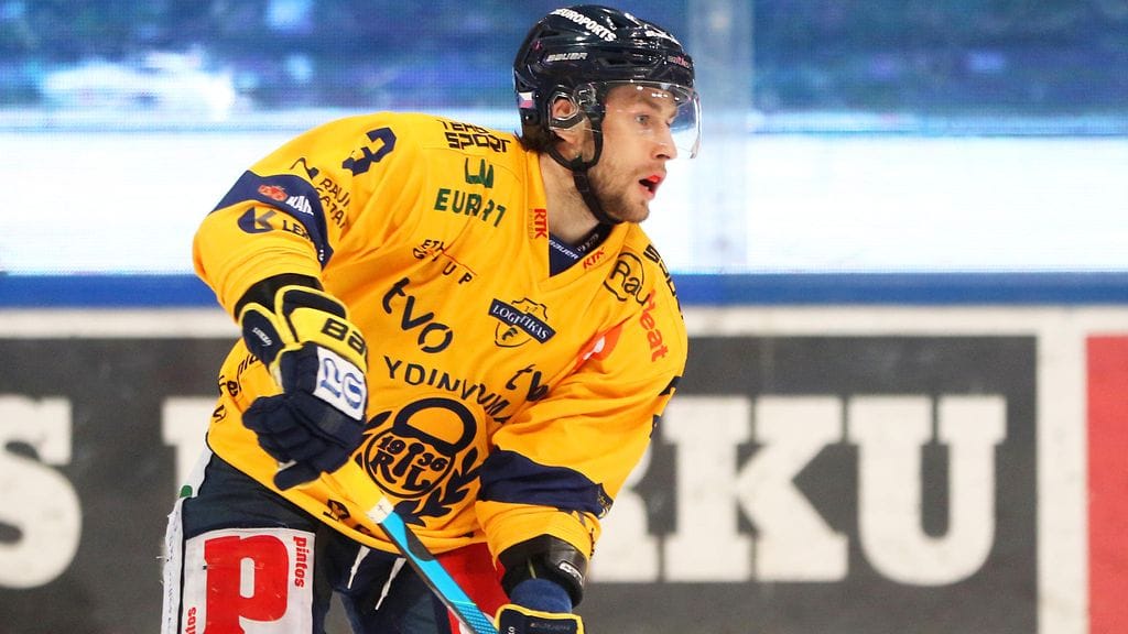 Lukas Klok pelasi Lukossa kaksi kautta. Hän oli voittamassa Suomen mestaruutta keväällä 2021.