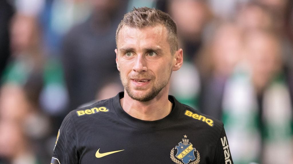 Ruotsalainen keskikenttäpelaaja Filip Rogic vahvistaa HJK:ta loppukauden ajan.