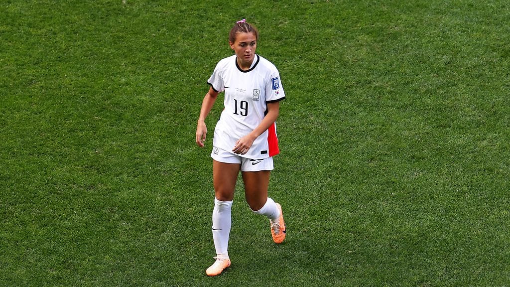 Casey Phair, 16, teki historiaa jalkapallon MM-kisoissa.