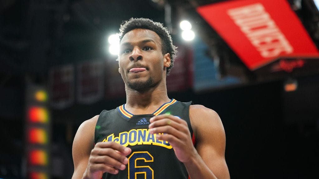 Bronny James, 18, sai sydänkohtauksen.