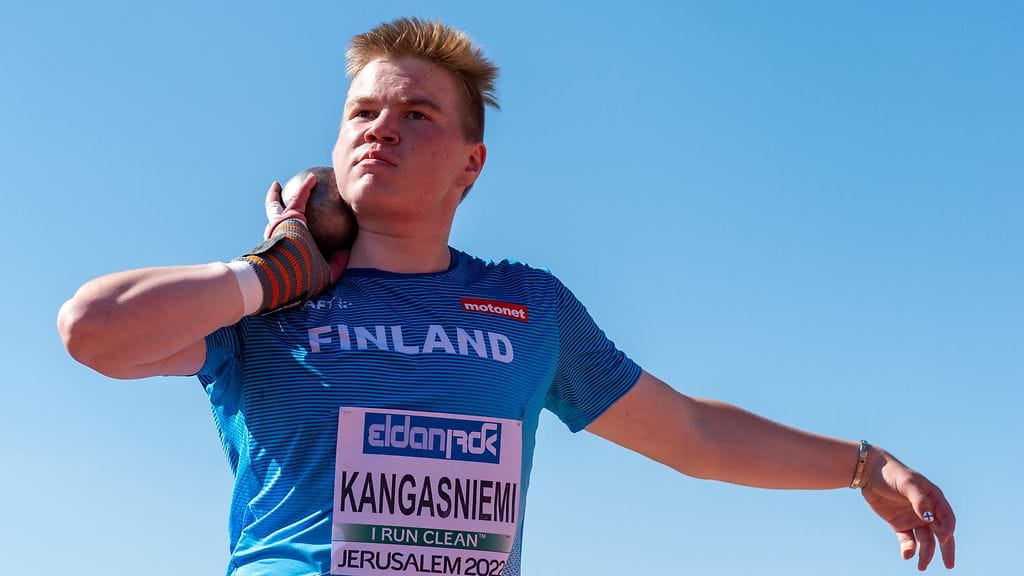 Aatu Kangasniemi, 17, voitti hopeaa nuorten olympiafestivaaleilla.