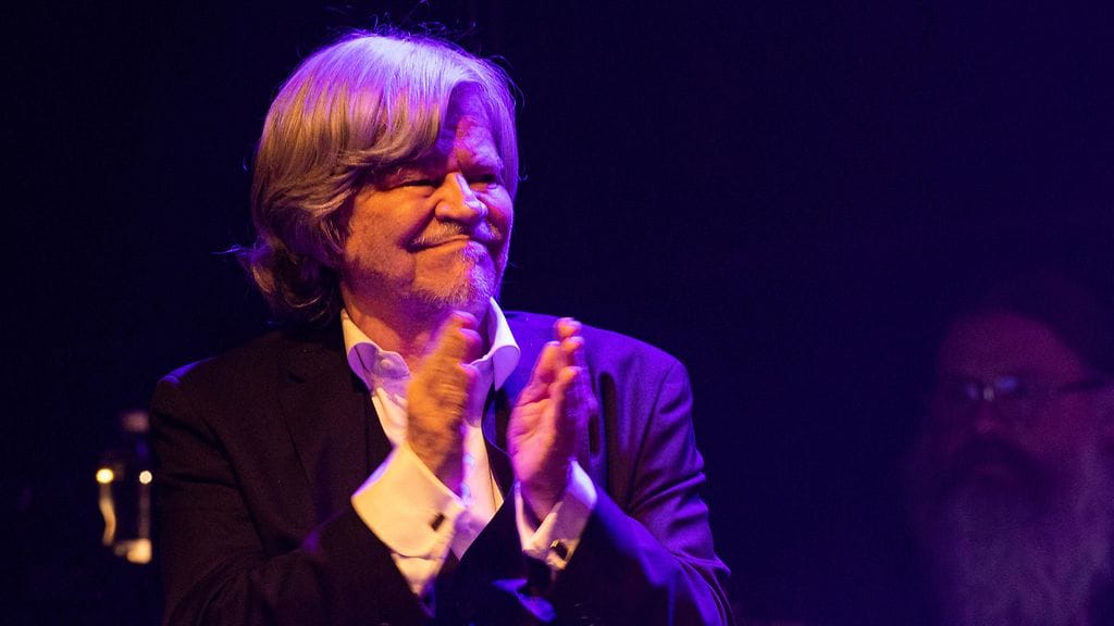 M.A. Numminen palkittiin Juha Vainio -palkinnolla.