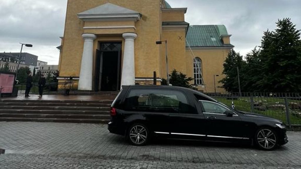 Miki Liukkosen hautajaiset