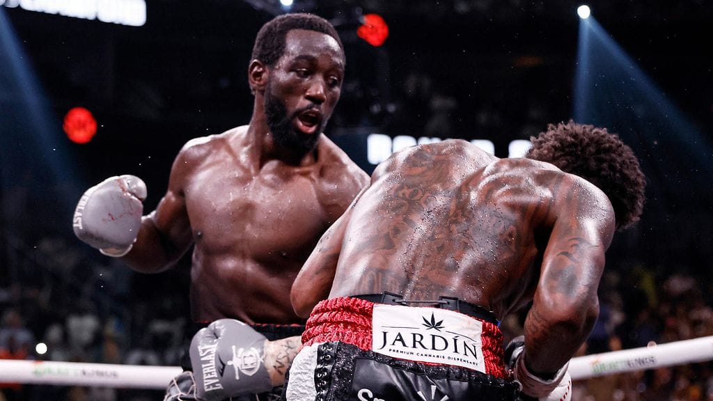 Terence Crawford (vas.) nousi välisarjan kiistattomaksi maailmanmestariksi.