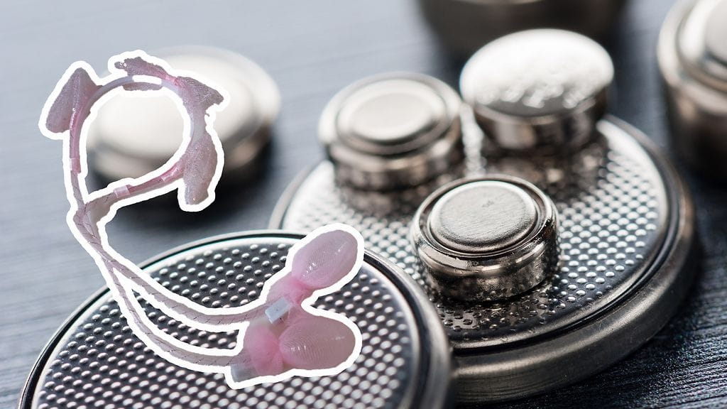 Lelupannan nappiparistot voivat aiheuttaa niin tukehtumisen kuin sisäisiä vammojakin nieltynä. Kuvituskuva.