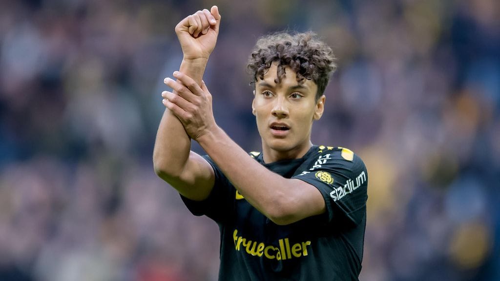 Robin Tihi on pelannut kuluvalla kaudella 13 ottelussa AIK:n paidassa.