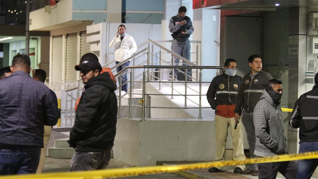 AOP, ecuador villavicencio