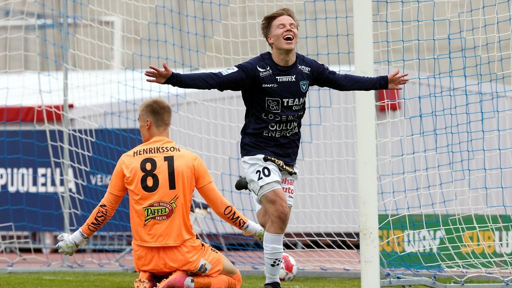 Otso Liimatta (kuvassa etualalla).