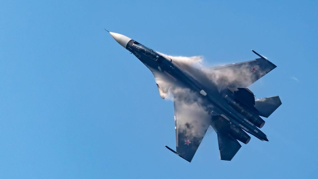 Su-30-hävittäjä heinäkuussa 2021. Kuvituskuva.