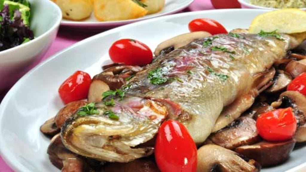 Parhaat herkut Mauritiuksella nousevat merestä.