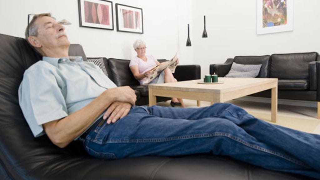 Iäkkäille ja muistisairaille päiväunet tekevät hyvää.