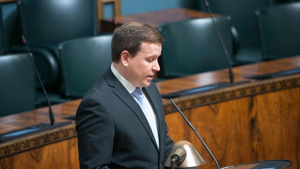 HS:n mukaan Tavio järjestää kerran kuussa rukoushetkiä ministerikabinetissaan.