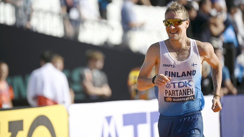 Aku Partanen urakoi MM-kisoissa kaksi kävelymatkaa.