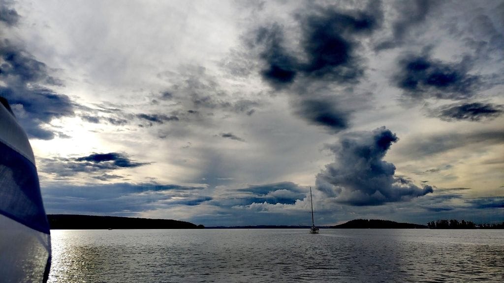 Lukijan kuva: Iltapurjehdus Vesijärvellä Lahdessa perjantaina 25.8.2023 kello 19. (Kuva: Raimo Rantakari)