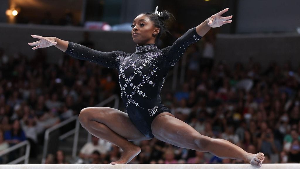 Simone Biles voitti jälleen Yhdysvaltojen mestaruuden.