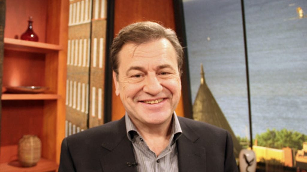 Lääkäri Antti Heikkilä vastaa jälleen katsojien kysymyksiin.