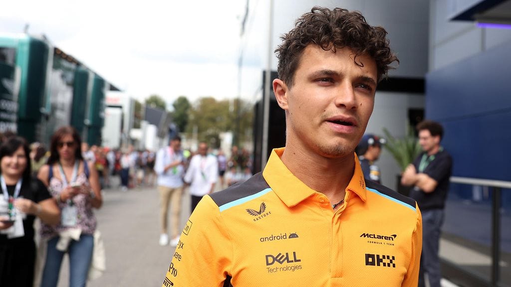 Lando Norrisia hävitti kuunnella omaa mellastustaan Hollannin GP:n tiimiradiossa.