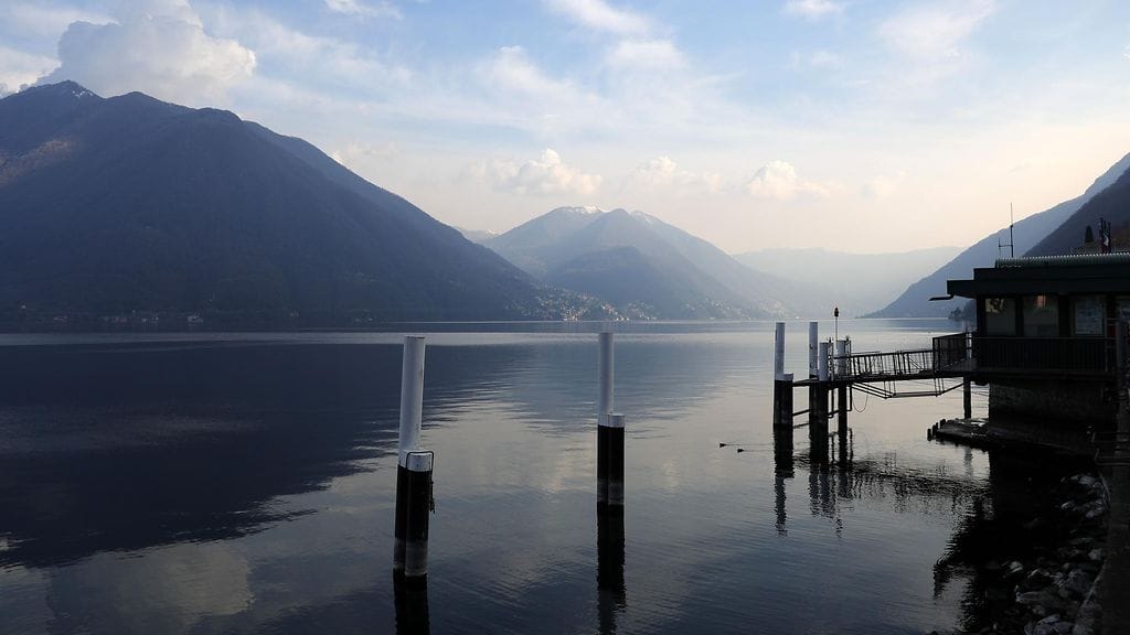 Kuvituskuva Comojärveltä Tremezzinasta, jossa brasilialaisen jujutsun legenda menehtyi.