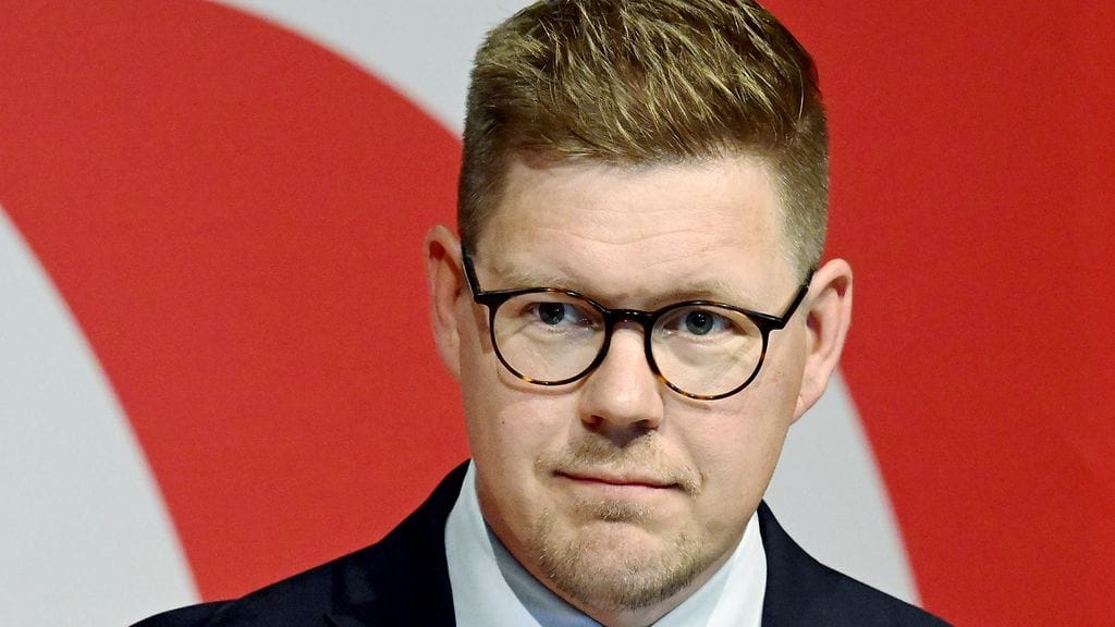 SDP:n puheenjohtaja Antti Lindtman