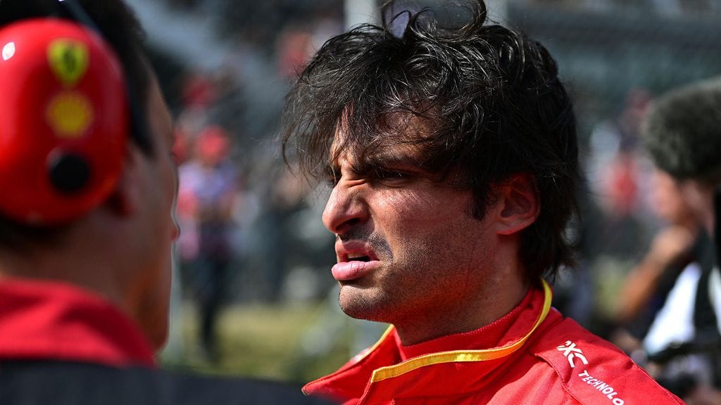 Carlos Sainzin kello varastettiin, mutta se saatiin nopeasti takaisin.