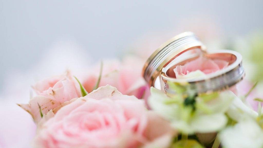 Hääsuunnittelijan uralle on mahtunut monenmoista. Kuvituskuva.