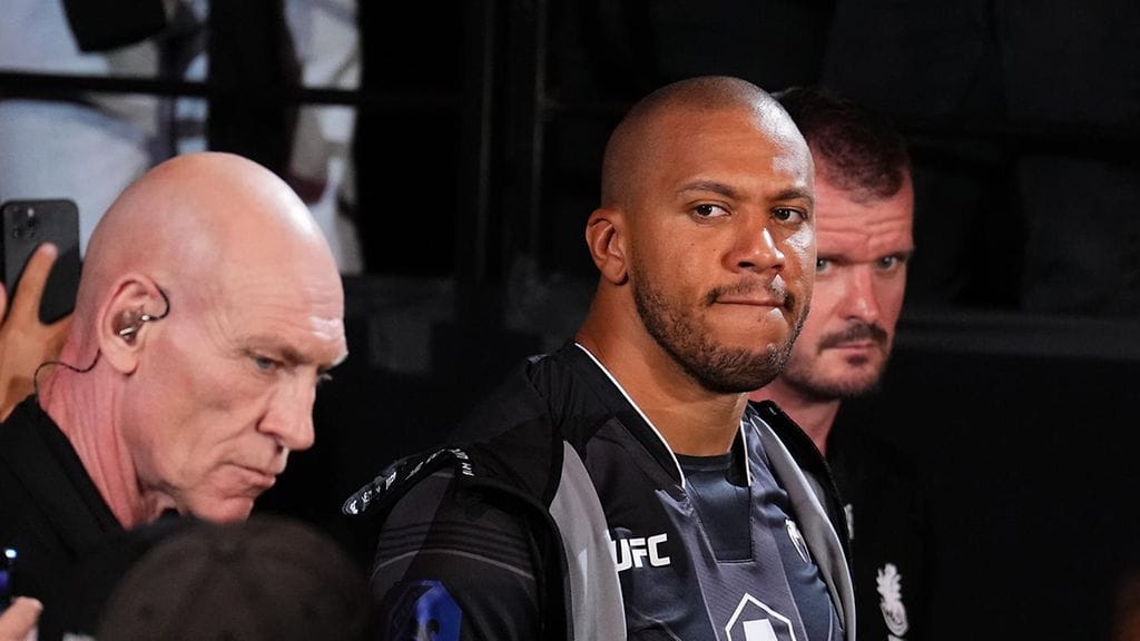 Ciryl Ganen kotiin murtauduttiin, kun mies otteli UFC-kehässä.