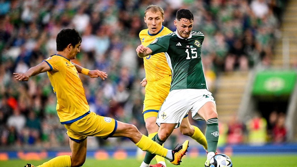 Nikolai Alhon matka Huuhkajien pariin oli mennä täysin penkin alle – "Tällaista tämä on välillä"