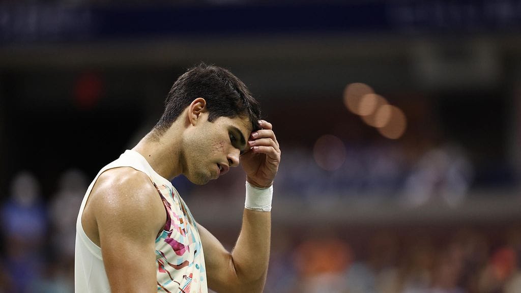 Yhdysvaltojen avointen hallitseva mestari Carlos Alcaraz joutui nyt pettymään jo välierissä.